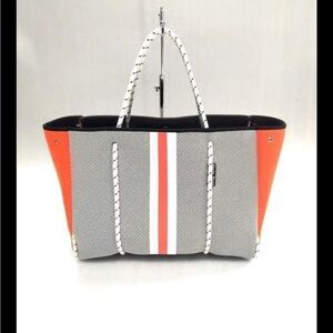 Haute Shore Greyson Lounge Tote & Pouch